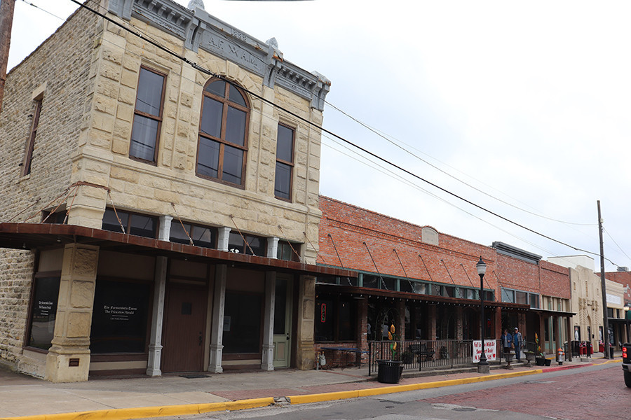 farmersville downtown storefronts