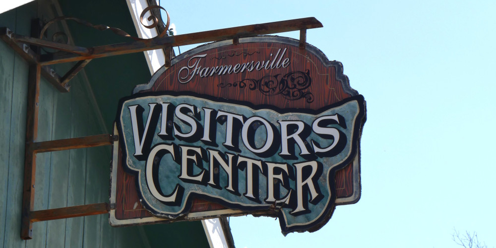 Farmersville Visitors Center sign