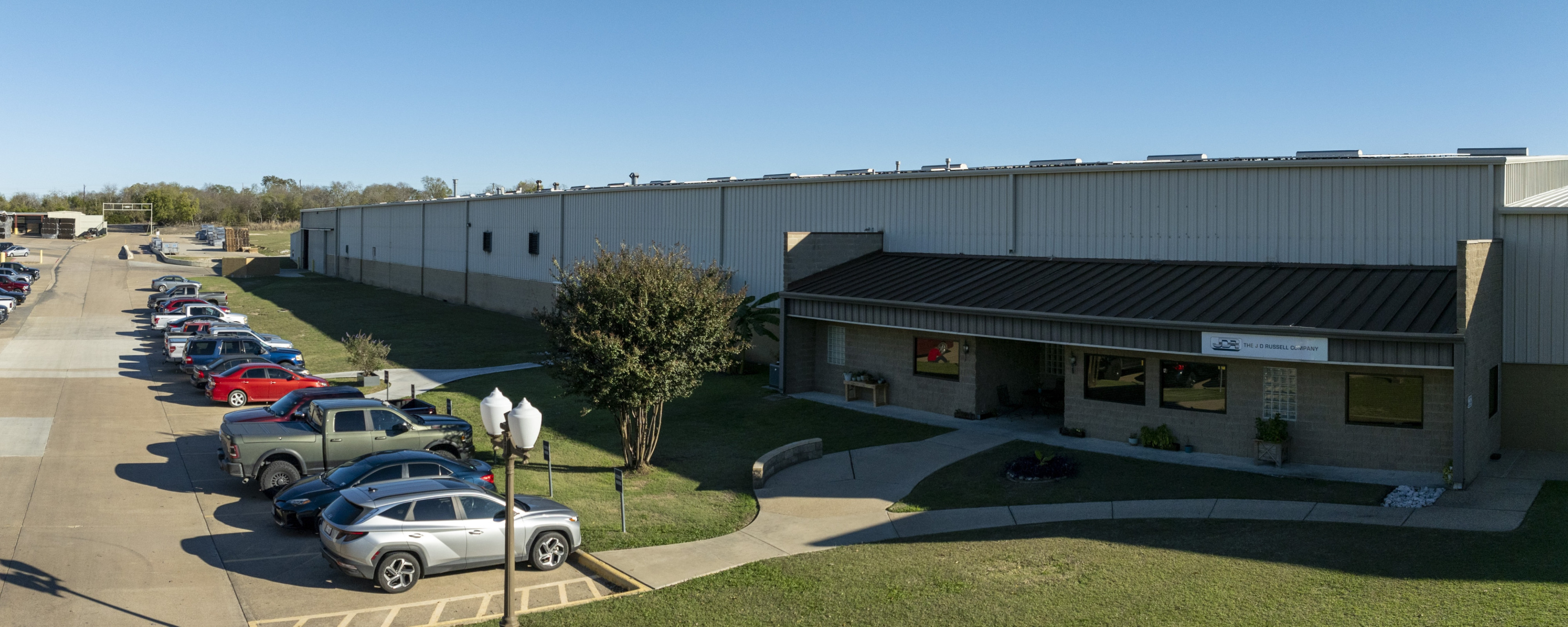 Front outside view of the JD Russell Company
